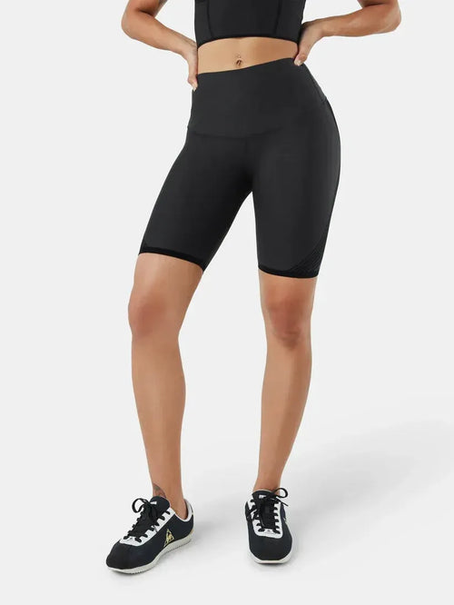 Glowrie 3D Short Legging – Your dream silhouette, no compromises.